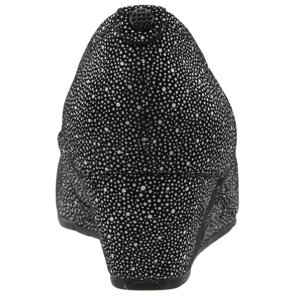 Clarks Vendra Daisy Wedge Peep Toe Shoe - Picture 4 of 5